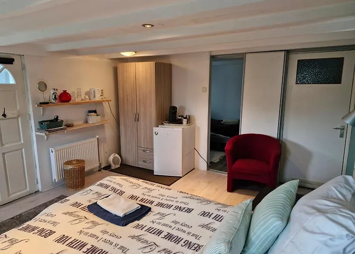 Penzion Insulinde 3*